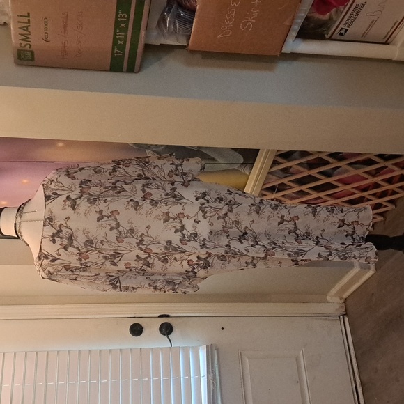 FLORAL WRAP/KIMONO - Picture 5 of 7